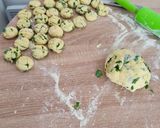 Medvehagymás pogácsa 🌱🧀 recept fázis 3 fotója