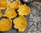 Foto del paso 3 de la receta: Niditos o sombreros de plátano rellenos
