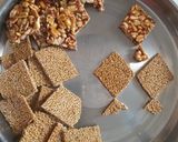 તલ ની ચીક્કી શીંગ ની ચીક્કી (Til Chikki Shing Chikki Recipe In Gujarati) રેસીપી સ્ટેપ6ફોટો