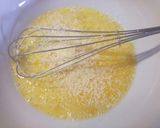 A picture of step 1 of Carbonara pie.
