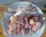 Foto langkah ke 1 dari resep Sup Ayam dan Sayuran.