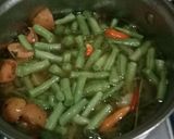 Foto langkah ke 5 dari resep Asem-asem Daging Buncis.