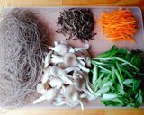 Hình bước làm 1 của món MIẾN trộn chay