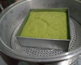 Foto langkah ke 4 dari resep Bolu kukus daun kelor.