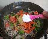 बची हुई रोटी का उपमा recipe step 3 photo