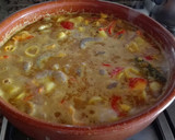 Foto del paso 3 de la receta: Paella de arroz vaporizado con marisco y pollo