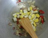Foto langkah ke 4 dari resep Tumis Sawi Tahu.