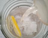 Foto langkah ke 3 dari resep Iced Coco Lemon Coffee.