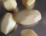 A picture of step 5 of Potato Paneer Pakora.