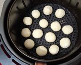 Foto do passo 3 de Pão de Queijo de 2 ingredientes versão zero lactose