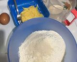 Foto langkah ke 1 dari resep Donat Tape lembut dan menul.