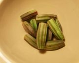 Foto del paso 3 de la receta: Espinazo de cordero, en salsa de okra y trigueros