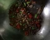 Foto langkah ke 4 dari resep Oseng daun pepaya teri petai.