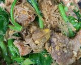 รูปขั้นตอนการทำที่ 2 ของ ผัดซีอิ๊วหมู