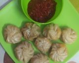 A picture of step 3 of Chicken Momos.