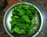 A picture of step 4 of Green coriander Chutney.