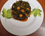 A picture of step 3 of Spinach with Chickpeas.