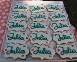 Foto del paso 1 de la receta: Glasé Real para decorar galletitas logo Cookpad