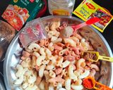 A picture of step 6 of Kurkure crispy 💞😋😋Macaroni pasta.