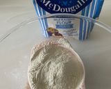 A picture of step 1 of Doughnut balls.