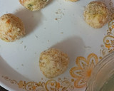 வெஜ் மசாலா பிரட் உருண்டை(bread balls recipe in tamil) ரெசிபி ஸ்டேப் 6 புகைப்படம்