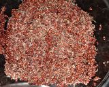 A picture of step 1 of Sprauted ragi khichdi.