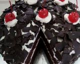 Foto langkah ke 19 dari resep Blackforest (base cake Brownies kukus Ny. Liem).