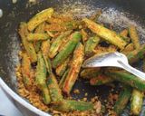 A picture of step 3 of Besan wali Bhindi.