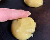 A picture of step 15 of Japanese Cream Puff.