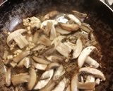 Foto del paso 1 de la receta: Risotto con portobello y champiñones