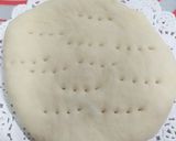 Gambar langkah 6 resipi Roti Piza Mini.