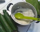 Foto langkah ke 4 dari resep Lontong Daun Pisang (Versi Aron).