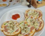 Foto langkah ke 5 dari resep Pizza Roti Tawar.