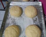 Foto langkah ke 3 dari resep Roti boy isi coklat.