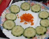 Foto del paso 4 de la receta: Pechuga de pavo al ajillo en ensalada