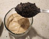 A picture of step 7 of Oreo and Caramel Dessert.