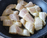 Foto del paso 9 de la receta: Lubina con judías verdes en salsa de pimientos