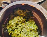 A picture of step 1 of Sarson ka saag 😋😋😋😋🥰🥰.