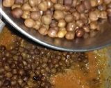 A picture of step 2 of Jhut put chana chat.