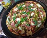 Foto del paso 5 de la receta: Pizza integral de espárragos y tomate con albahaca