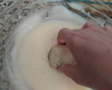 Foto del paso 3 de la receta: Torrijas de vino dulce y miel