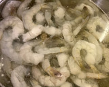 A picture of step 1 of Noodles with Shrimp and Lemon.