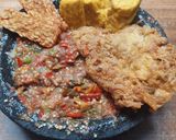 Foto langkah ke 3 dari resep Sambal terong hijau.