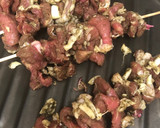 Foto del paso 1 de la receta: 195. Espetada de Madeira con bolo do caco y manteiga de salsa de alho (principal carne)