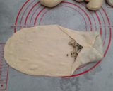 Foto langkah ke 3 dari resep Moon Crisp Chicken Roti.
