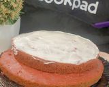 A picture of step 9 of 2 tier Red velvet cake.