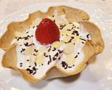 Foto del paso 10 de la receta: Tulipa de fresas con queso batido y almendras 🍓🍓🍓🍓
