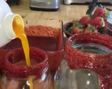 Foto del paso 4 de la receta: Smoothie de fresa escarchado con CHAMOY
