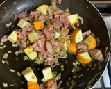Foto del paso 3 de la receta: Fettuccine con champiñones, zucchini y tocineta