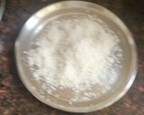 A picture of step 1 of Makhana ladoo.